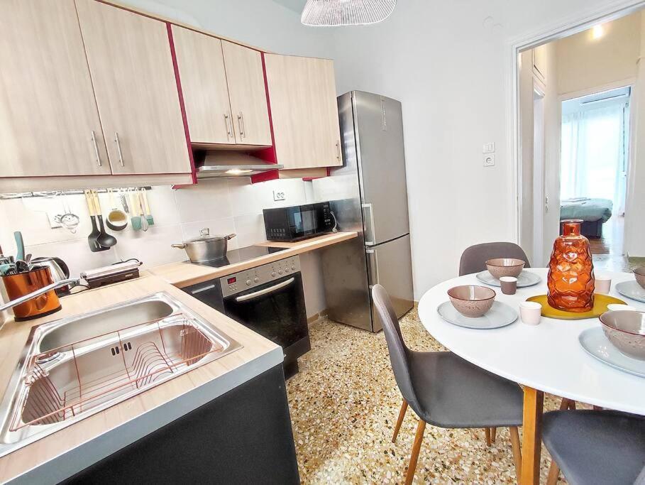 As ✓Two Bedroom Apartment In Thissio Atene Esterno foto